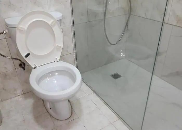 Bazar 5 Mini * Τίρανα